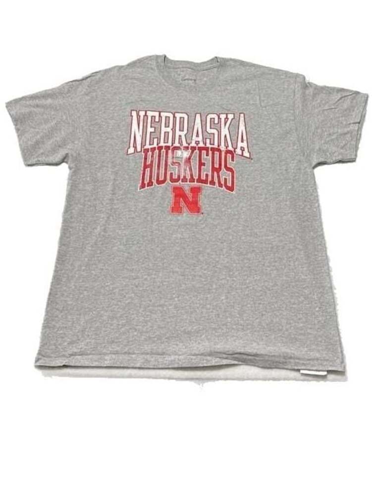 Captivating brand NCAA Nebraska Cornhusker t-shirt size XL